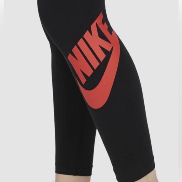 Nike Women's Essential High-Waisted Logo Leggings Black/Red- size XS - Picture 3 of 3